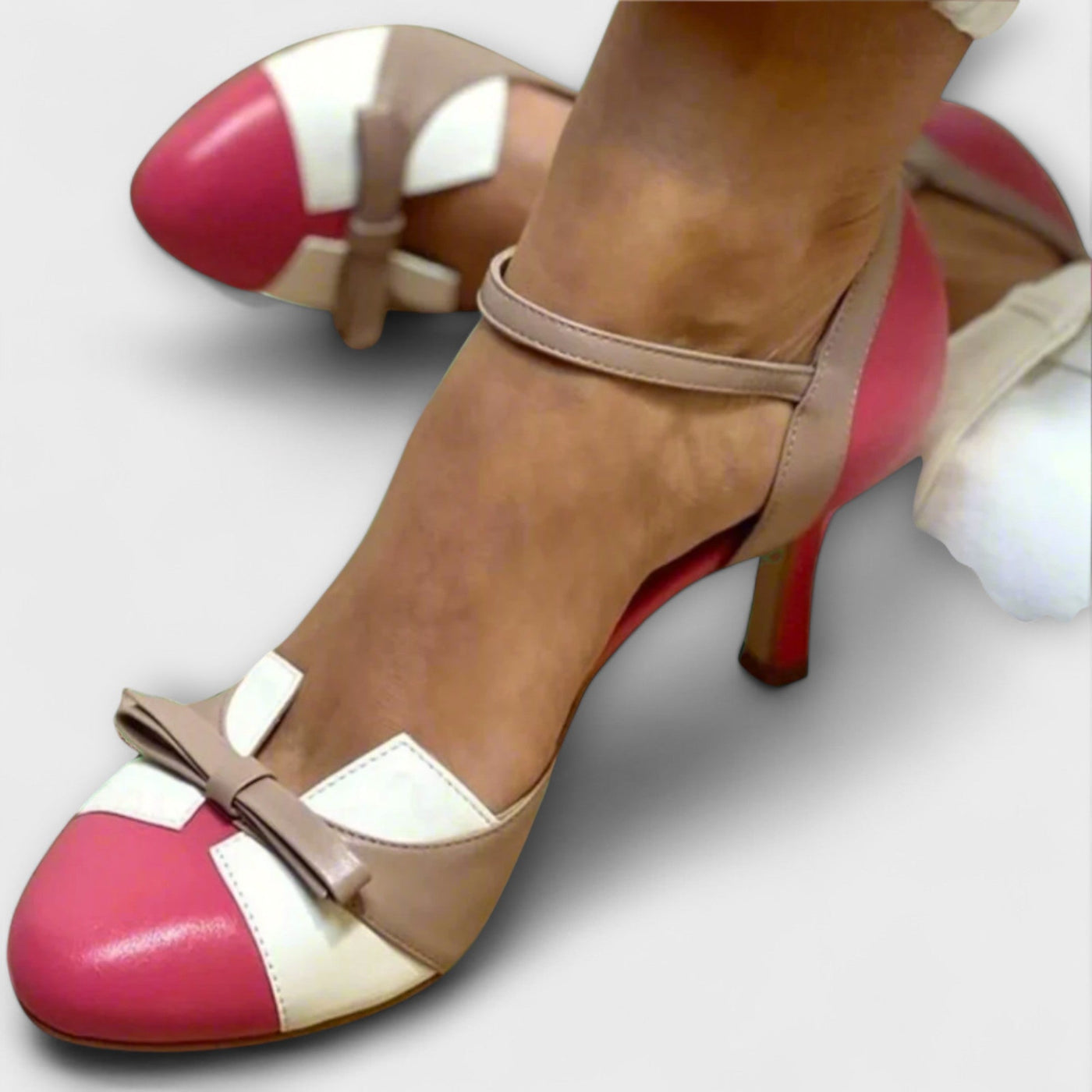 Threadanova | Orthopedic sandals for daily comfort